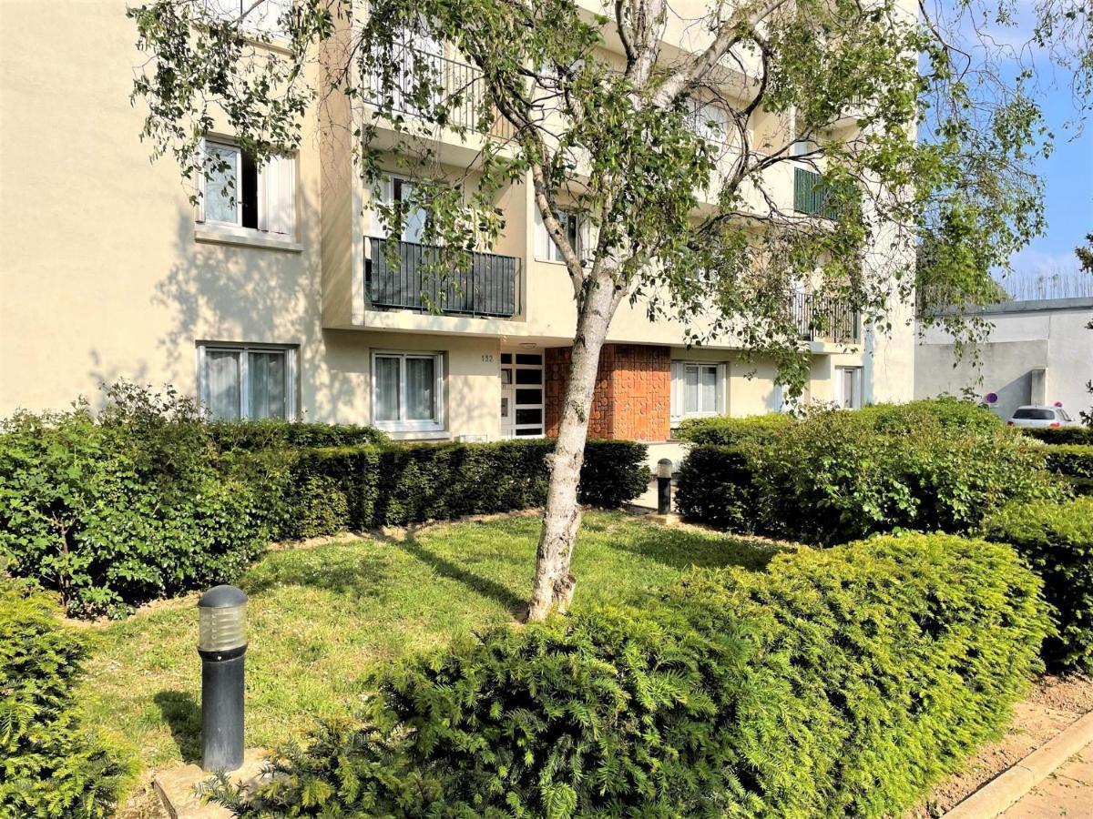 Brossolette Appartement T2 Spacieux Et Lumineux Balcon Vue Degagee Реймс Екстер'єр фото